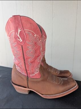 Cabela's Brown Leather Western Boots with Pink Shaft